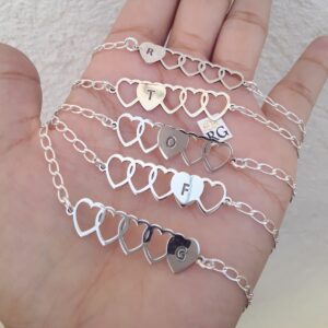 Pulsera de Corazones Personalizado en Plata .925