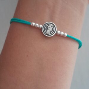 Pulsera de Hilo Verde Con Dije San Judas Tadeo en Plata .925