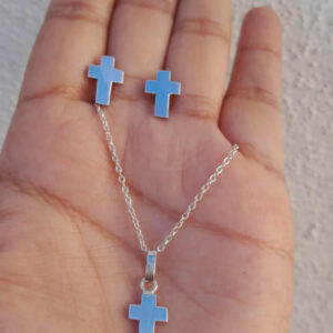 Aretes y Collar de Cruz en Plata .925
