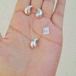 Aretes y Collar de Gota Chica en Plata .925