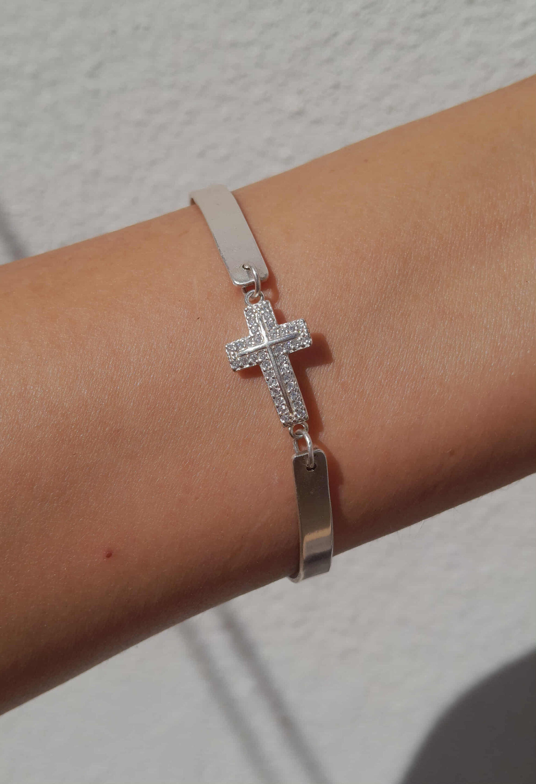 Brazalete de Cruz en plata .950