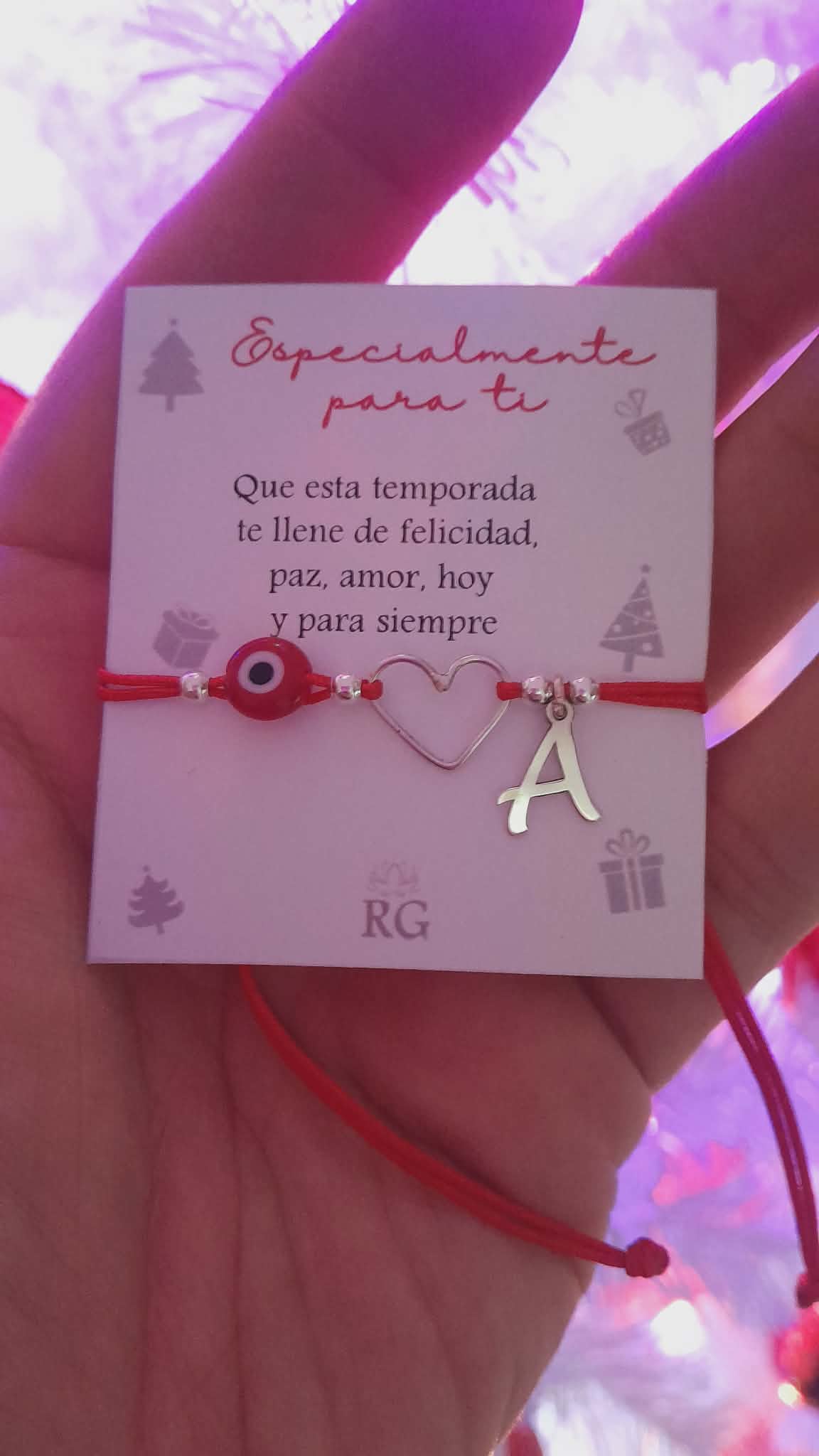 Pulsera de Hilo Rojo con Inicial, Ojo Turco y Corazón en Plata .925