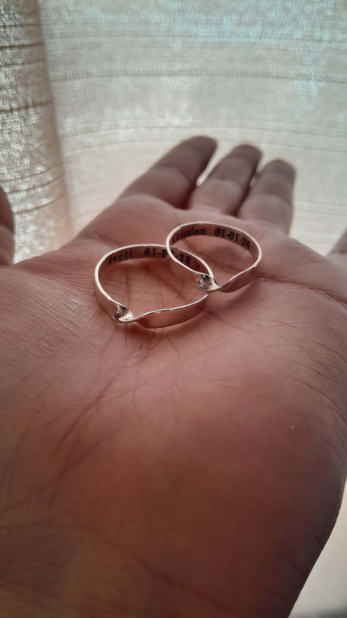 Anillos Curvados Personalizados para Parejas en Plata .925 - Imagen 2