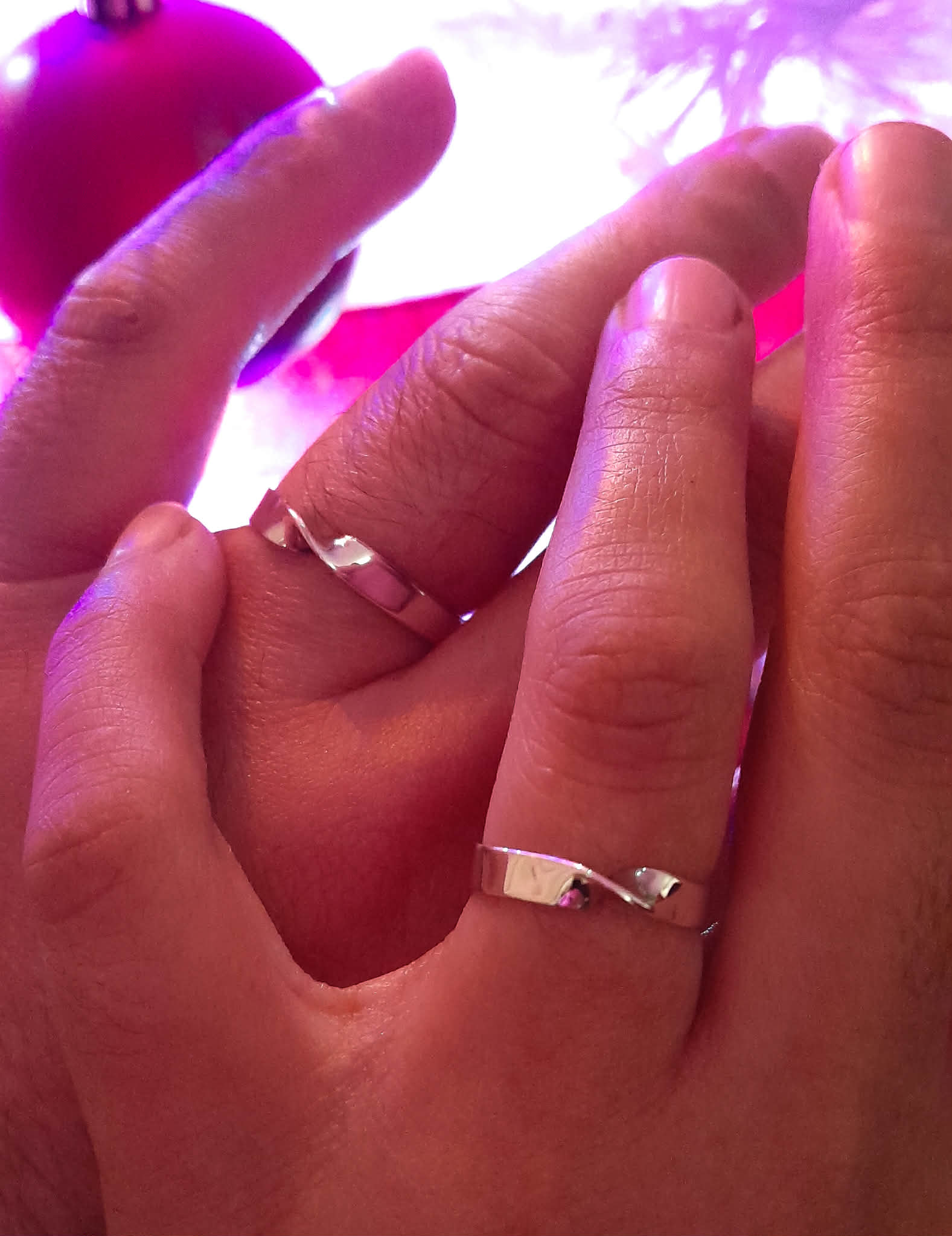 Anillos Curvados Personalizados para Parejas en Plata .925